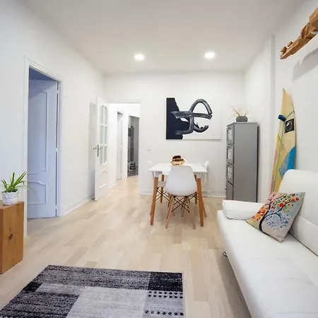 Sustraia - Local Rentss Σαν Σεμπαστιάν